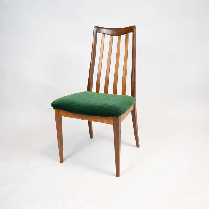 Sustainable & Salvaged - Wholesale Stoel - G-plan Velvet eetkamerstoel uit het midden7