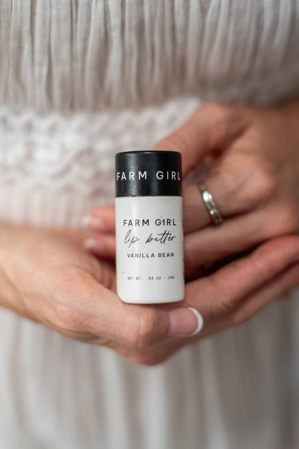 Pretty farm girl - Vente Baumes à lèvres - Beurre à lèvres au suif à la vanille dans des tubes de voyage écologiques2