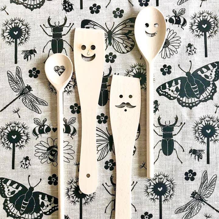 Happy Spatel aus Holz für den Großhandel von Square Love