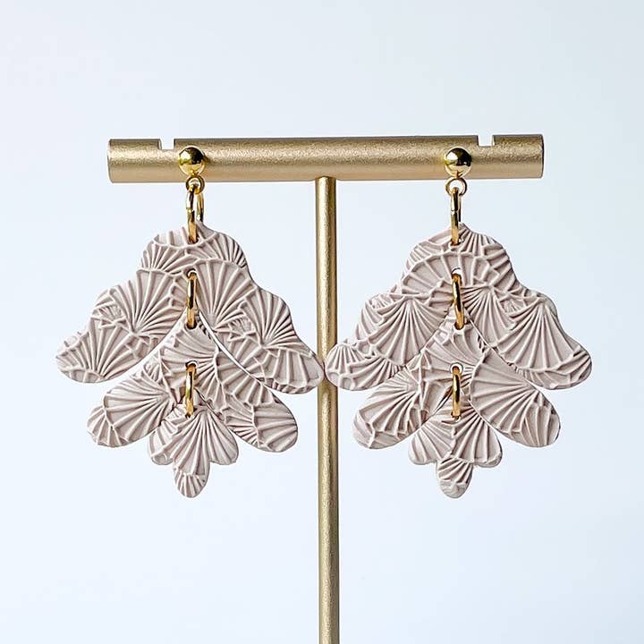 Dreifaltigkeit für den Großhandel von Umi and Meg Collection