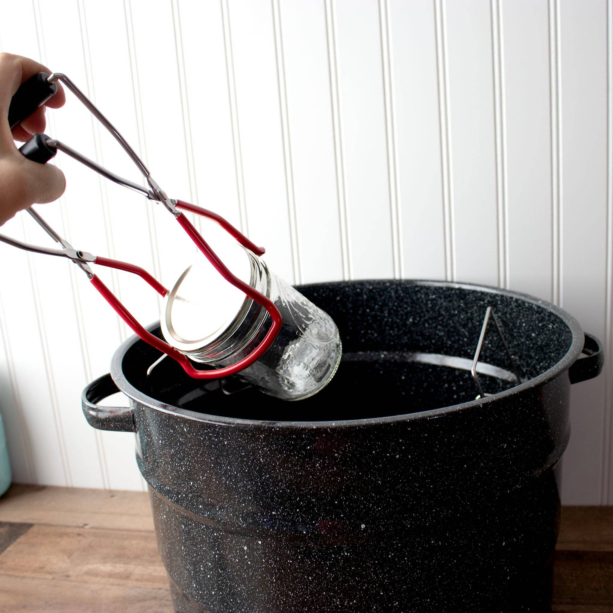 Mason Jar Lifestyle - Wholesale Kitchen Tool/Gadget - Canning Jar Lifter1