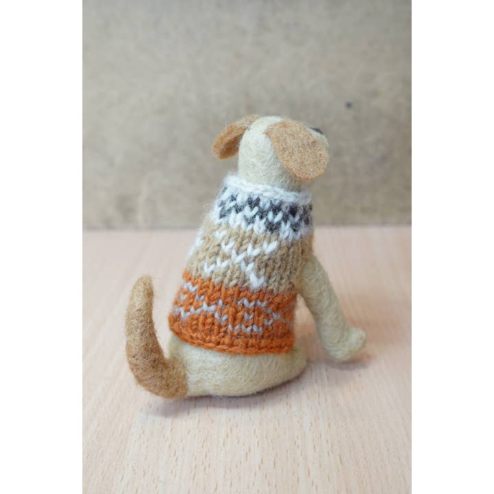 One Colour Laura the Labrador Dog for wholesale on Faire
