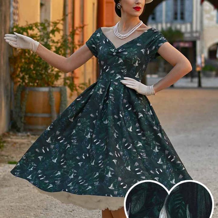Darlene 50's Style Grön och fågeltryck swingklänning för wholesale av Dolly & Dotty