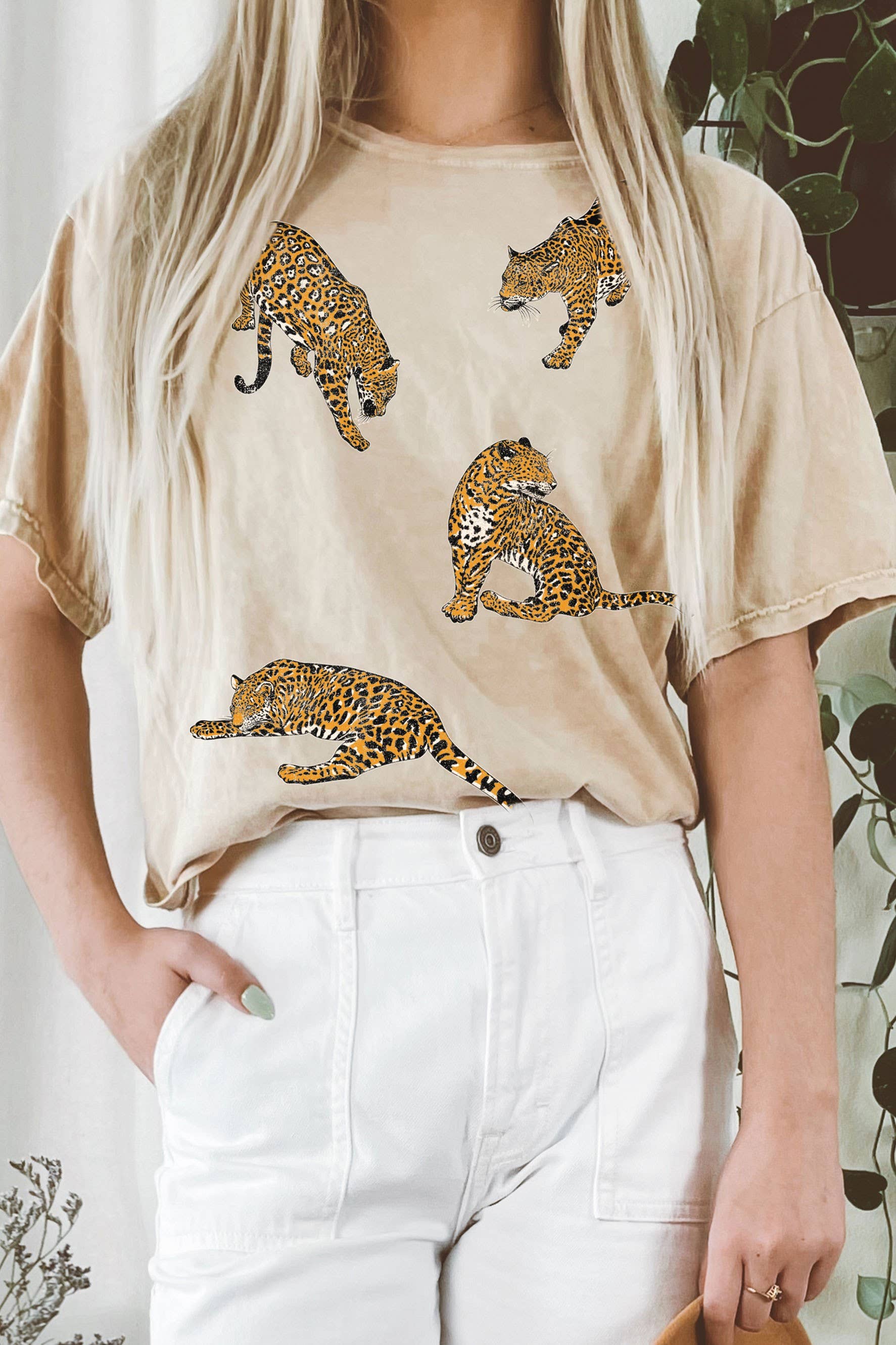 Rustee Clothing - Vente T-shirt sérigraphié – femme - HAUT COURT LONG À MOTIF MINÉRAL LÉOPARDS7