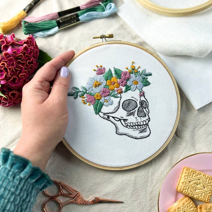 MakeBox & CO - Wholesale Embroidery/Cross Stitch Supplies - Floral Skull Embroidery