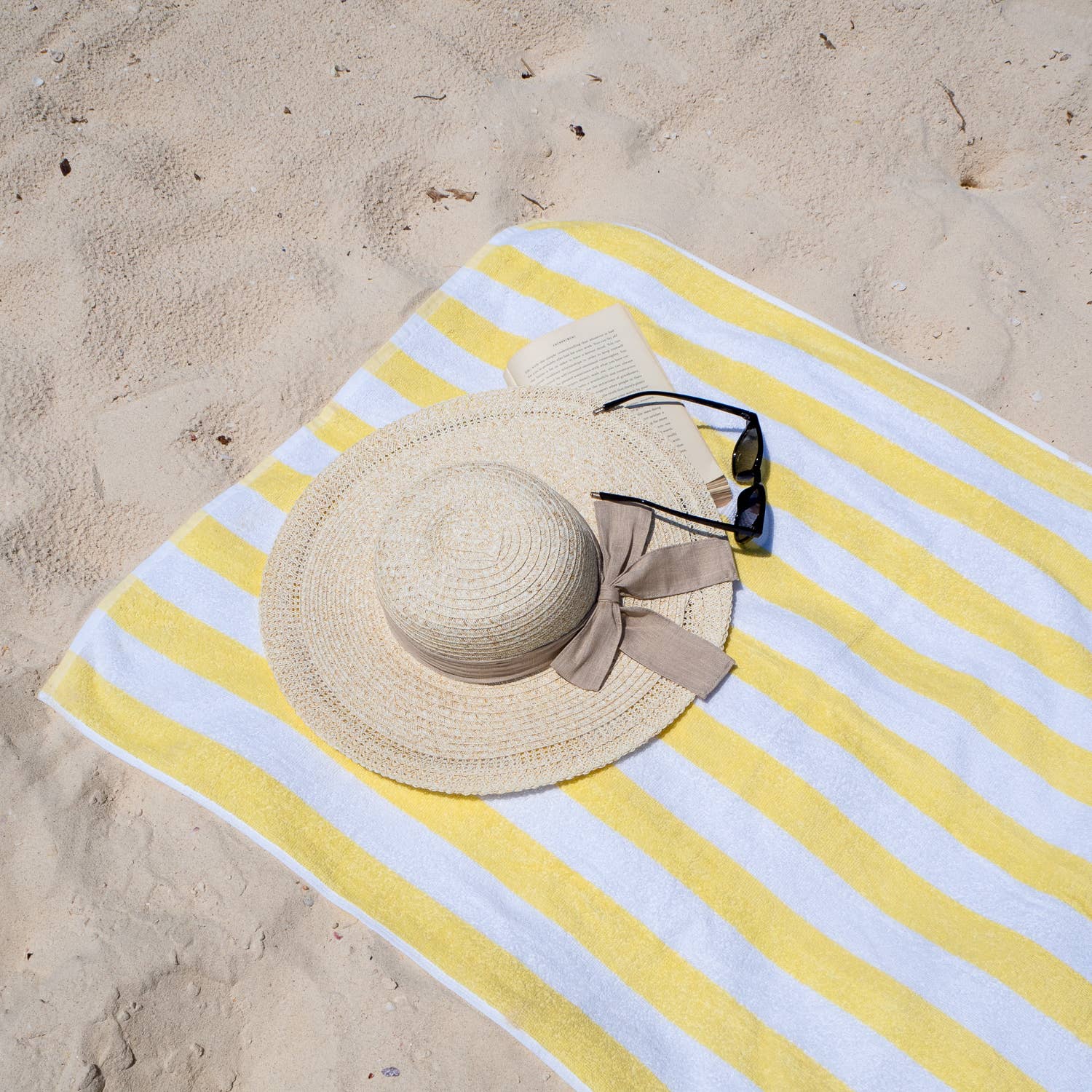 Arkwright Home - Wholesale Beach Towel - California Cabana Striped Beach Towels (Pack of 4)7