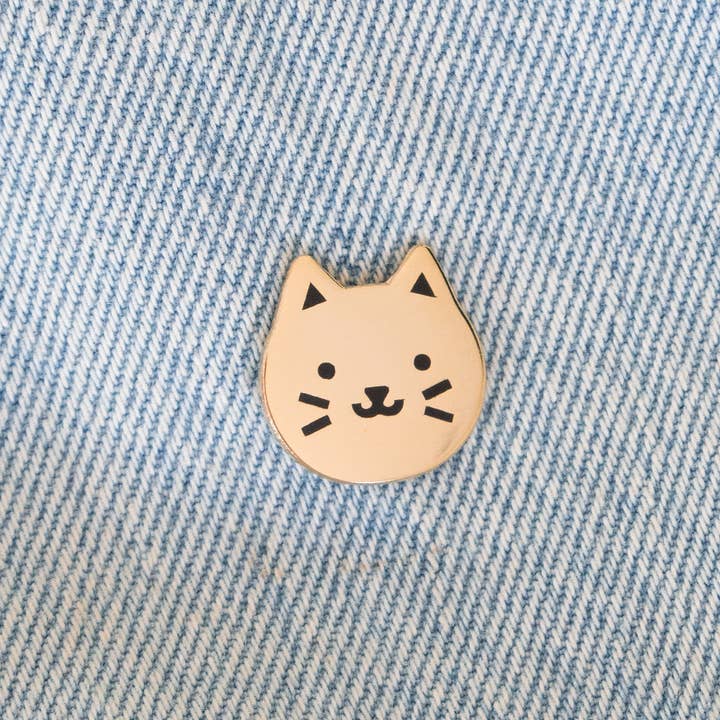 Everyday Olive - Wholesale Lapel Pin/Button - Kitty Pin4