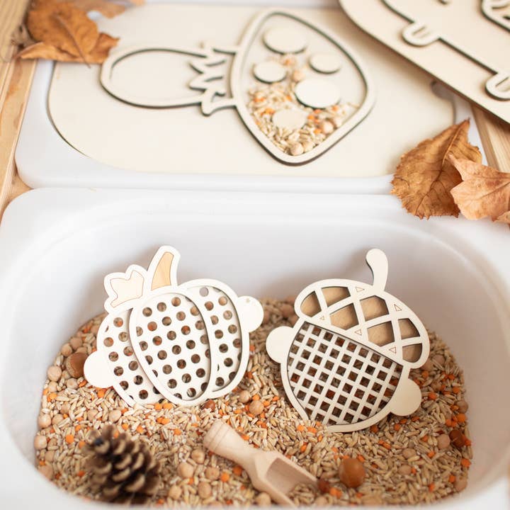 Studio de Rijk - Wholesale Magnifying glass - Wooden sieve - Acorn3