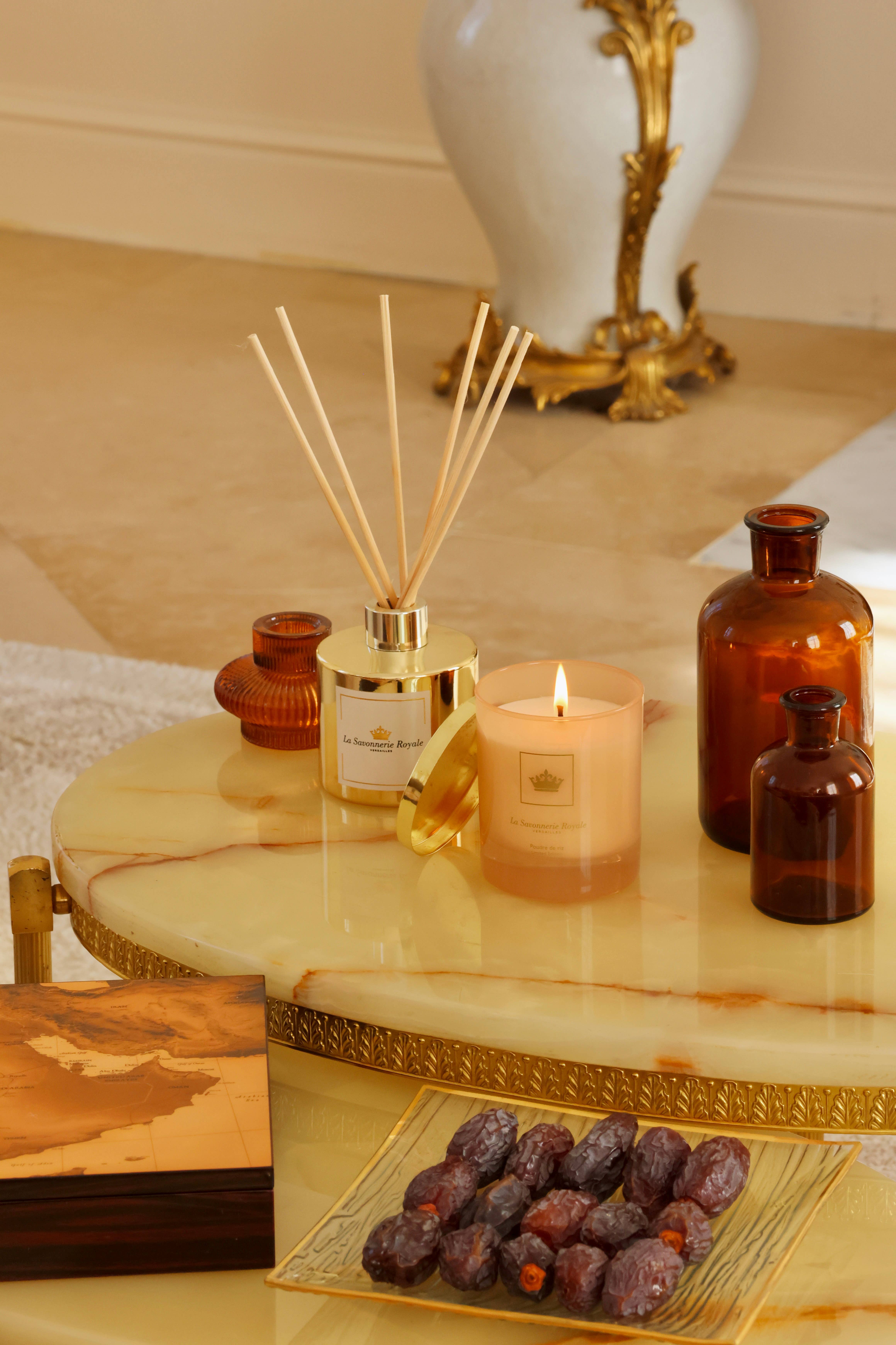 White Poudre de Riz Scented Candle - Colored Collection for wholesale on Faire1