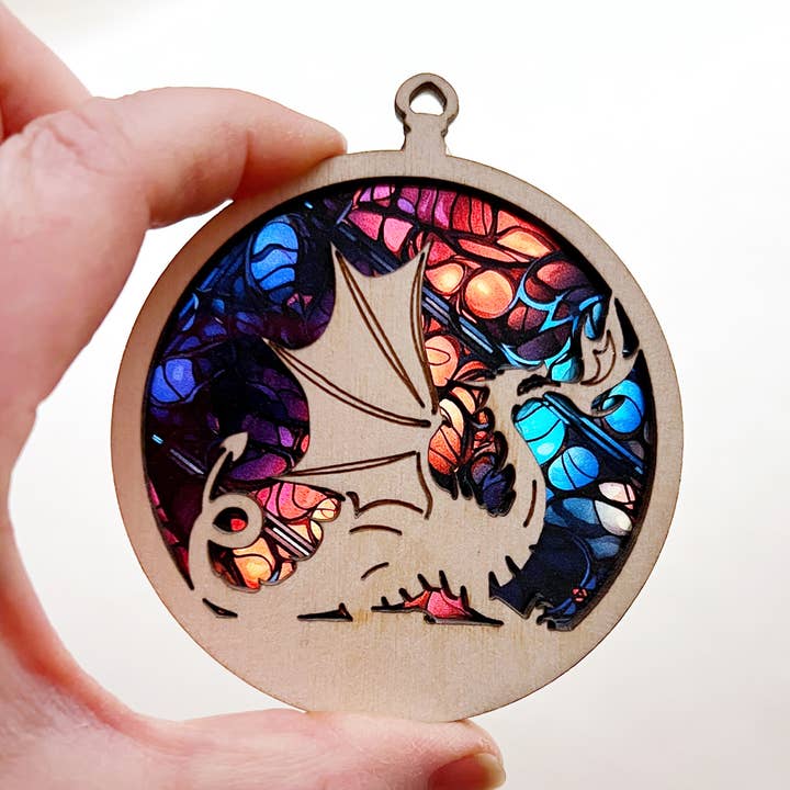 Dragepynt Solfanger – Mytisk Folklore Dekoration for engroshandel hos Squirrel Tacos Papercuts