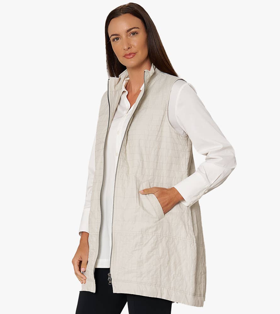 Stella Carakasi - Wholesale Outerwear Vest - Women's - Women's Zip-Front On The Go Vest3
