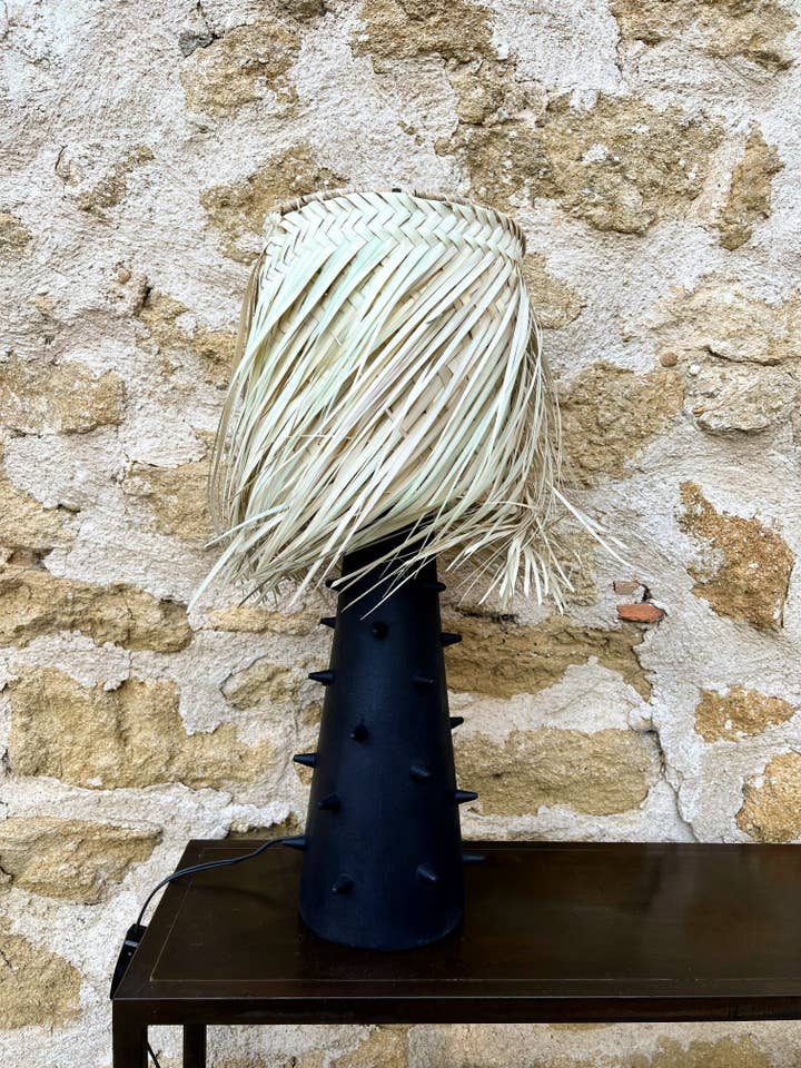 Pied de lampe en bois à poser L pour la vente par Maison Callaloo