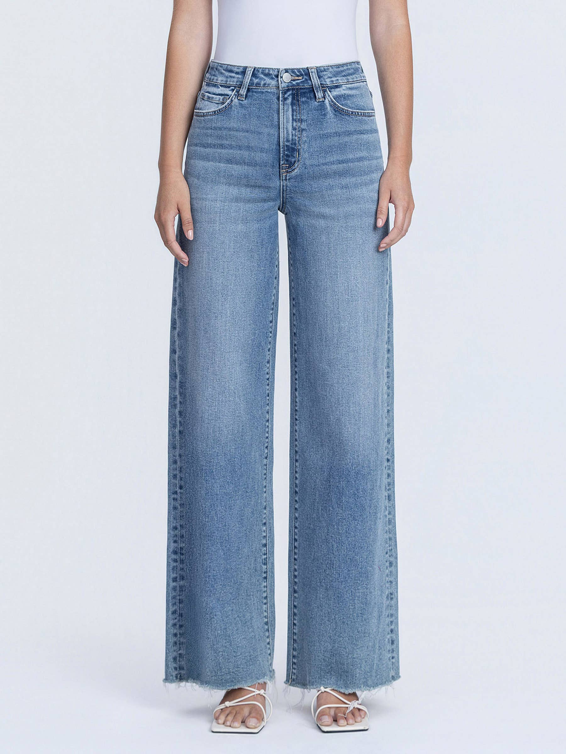 CLOSENESS SUPER HIGH RISE MEDIUM WASH RAW HEM WIDE LEG JEANS F6373 for wholesale on Faire0