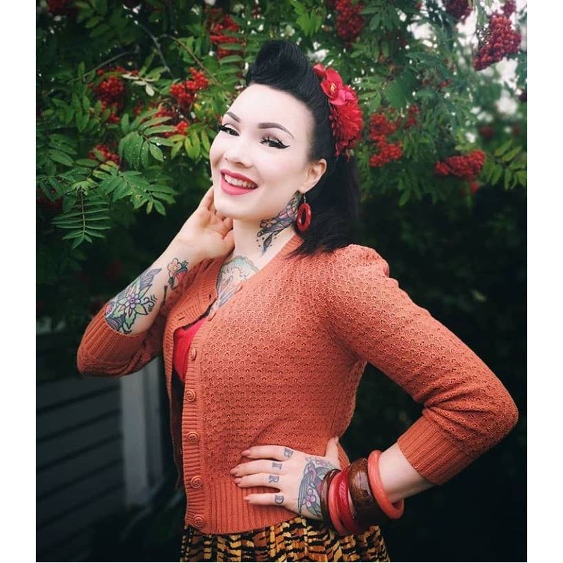 Mak – Engroshandel Cardigan - Dame – Mak 3/4-ærmet kort strikket cardigan med rund hals MK351453