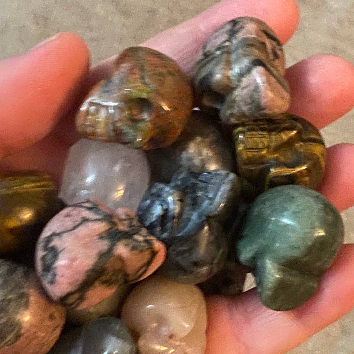 Moon River Designs - Wholesale Spiritual Stone/Crystal - Mini Crystal Skulls Bulk Set Mystery Mini Skulls