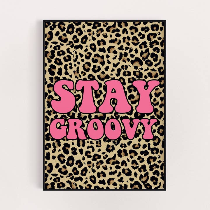 STAMPA LEOPARDATA ROSA STAY GROOVY per la vendita all'ingrosso da parte di Creative House UK