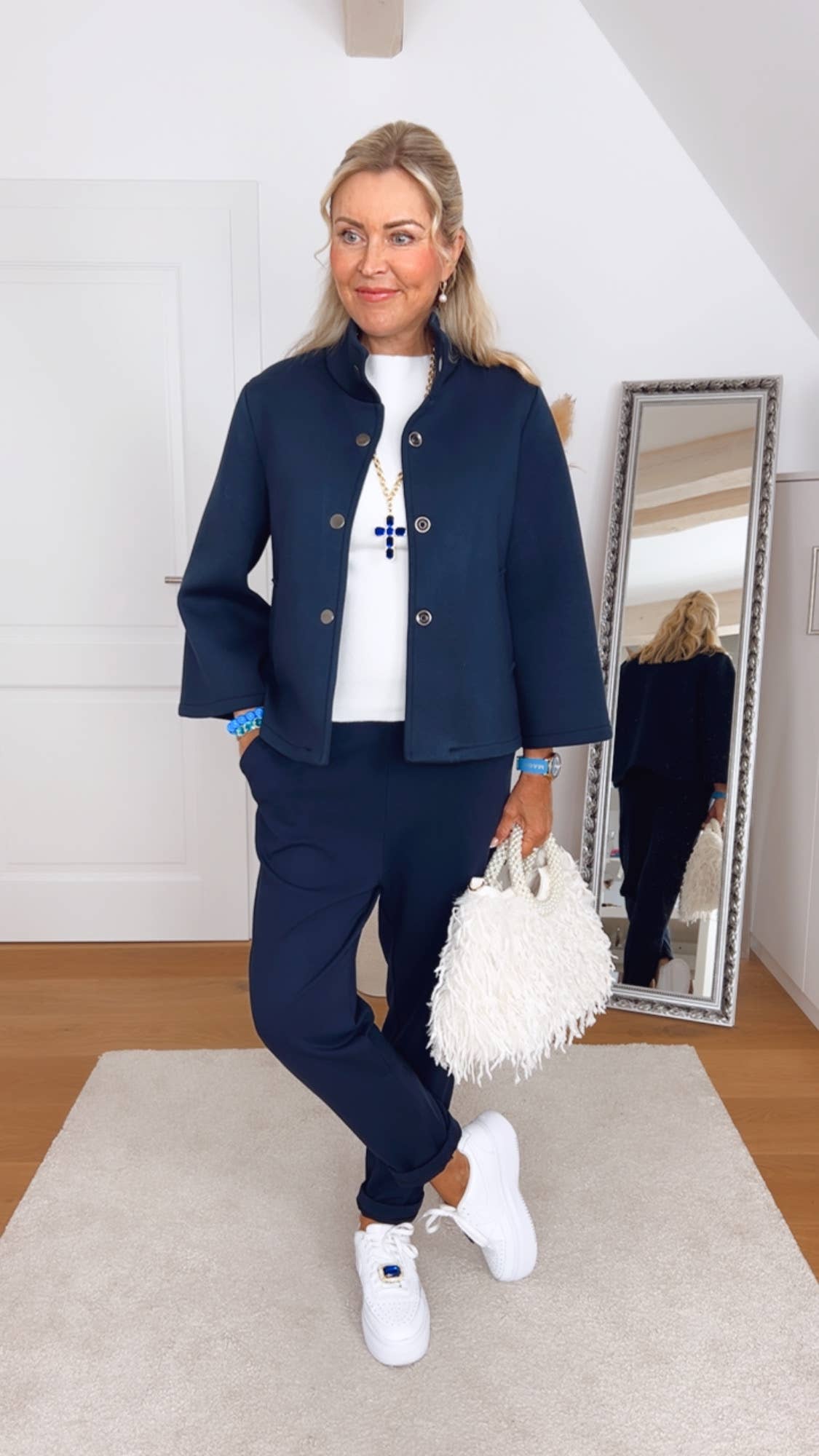 V. Milano GmbH - Wholesale Pants - Women's - Pants Varsizio0