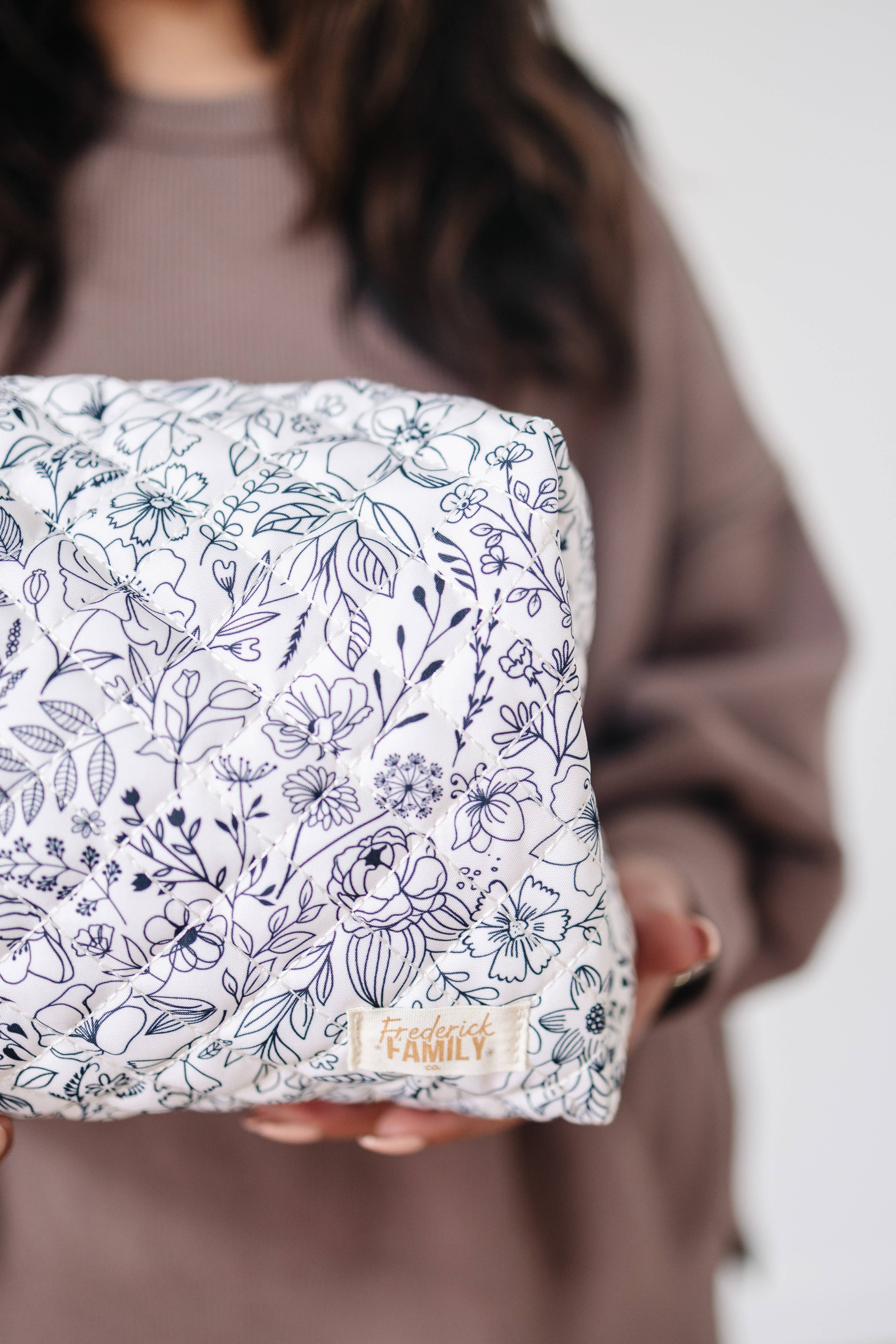 Frederick Family Co. - Wholesale Makeup/Cosmetic Bag - Quilted Carry All Pouch for Women – Large Makeup Organizer Bag, Stand Up Toiletry Case, Wide Zipper Opening, Cute Travel Pouch20