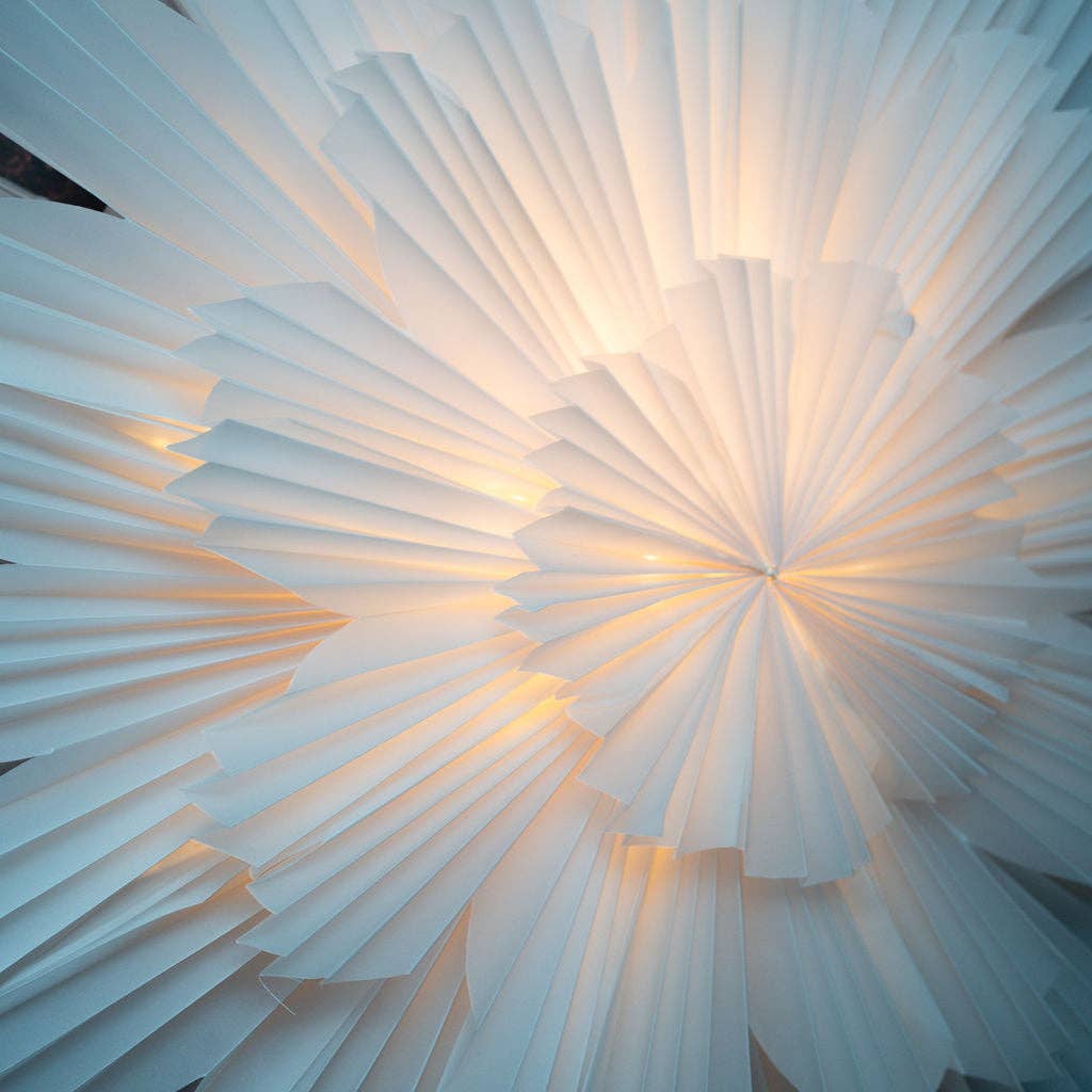 Bollywood Christmas - Wholesale Wall Accent - Cumulus White Paper Large Wall Hanging Decoration - 100cm4