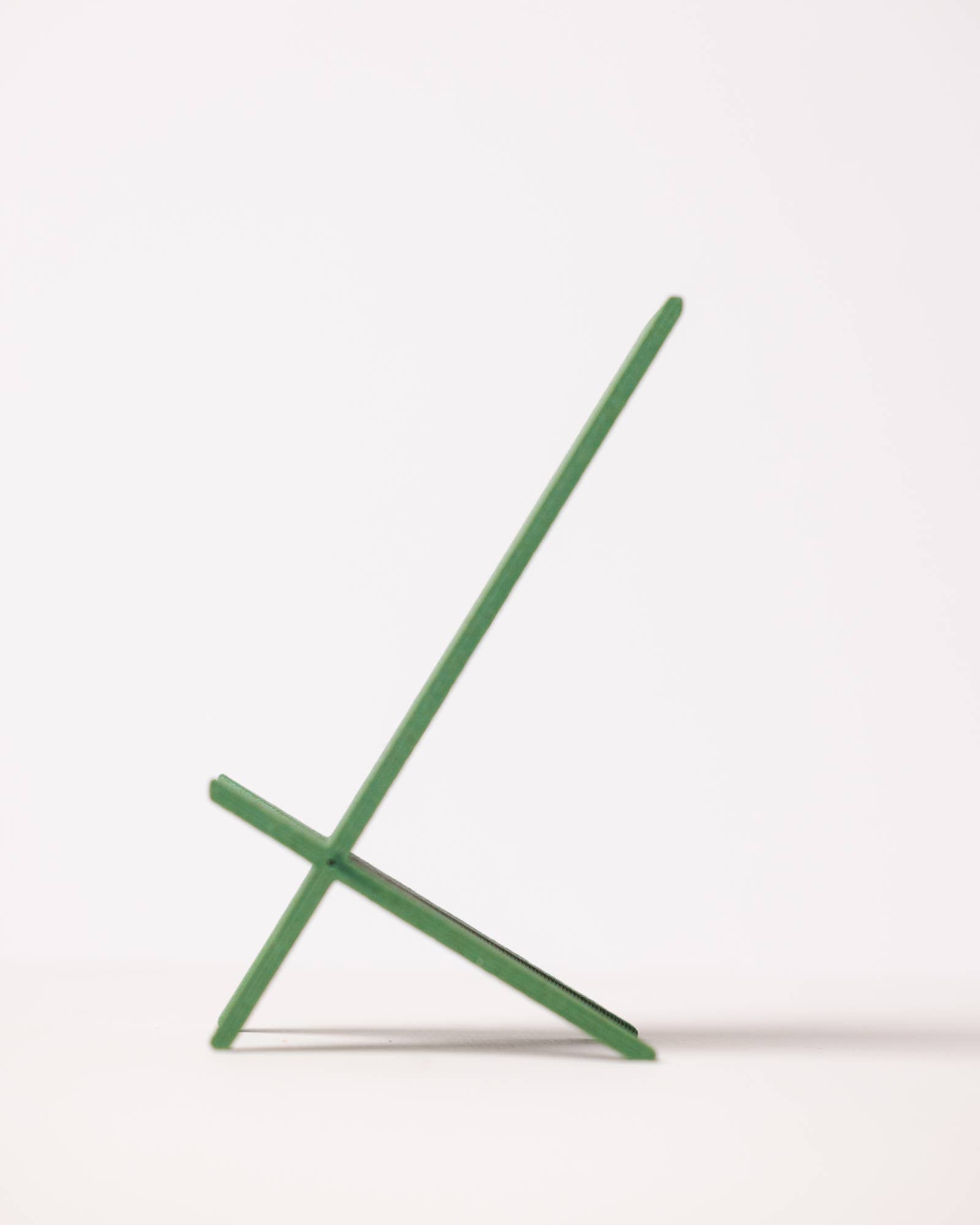 Copo Design - Wholesale Phone/Tablet Stand - Phone Holder - 3D using wood - 100% plant based2