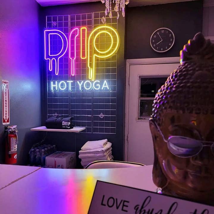 Letrero de neón Drip Hot Yoga para venta al por mayor de Aoos Custom