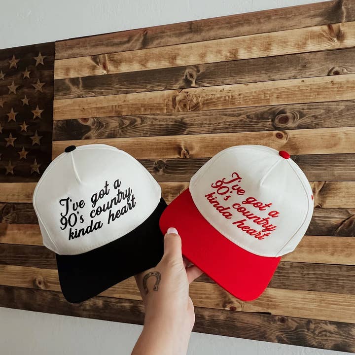 Wilder Made - Vente Casquette de camionneur – femme - Casquette Trucker en toile « 90's Country Kinda Heart »4