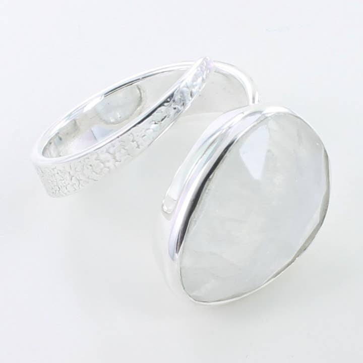 Maharani Ring Mondstein für den Großhandel von REEVES & REEVES