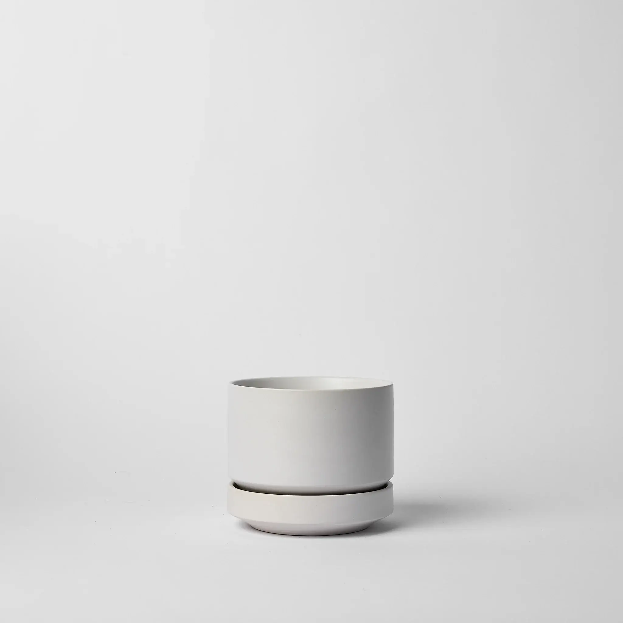 LBE Design - Wholesale Plant Pot Stand - Round Two Planter16