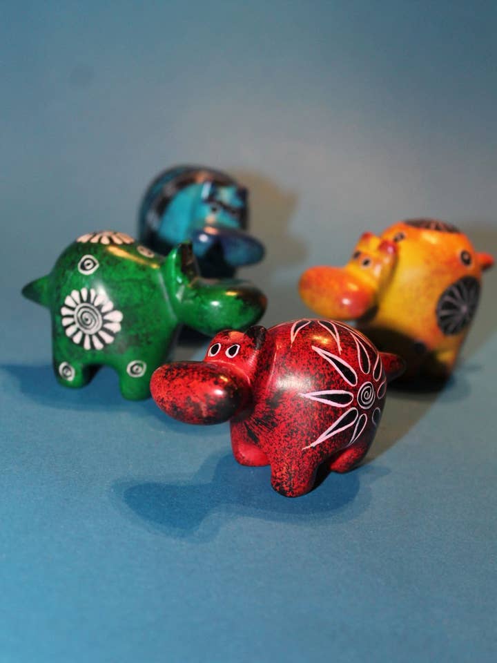 Funny Hippo piccolo colorato - pietra ollare per la vendita all'ingrosso da parte di polanski speckstein