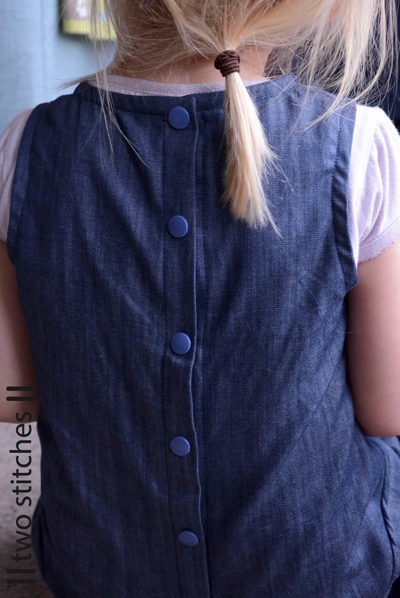 Two Stitches Patterns - Wholesale Knutselnaai-set - Zoe Dress - Naaipatroon voor kinderkleding6