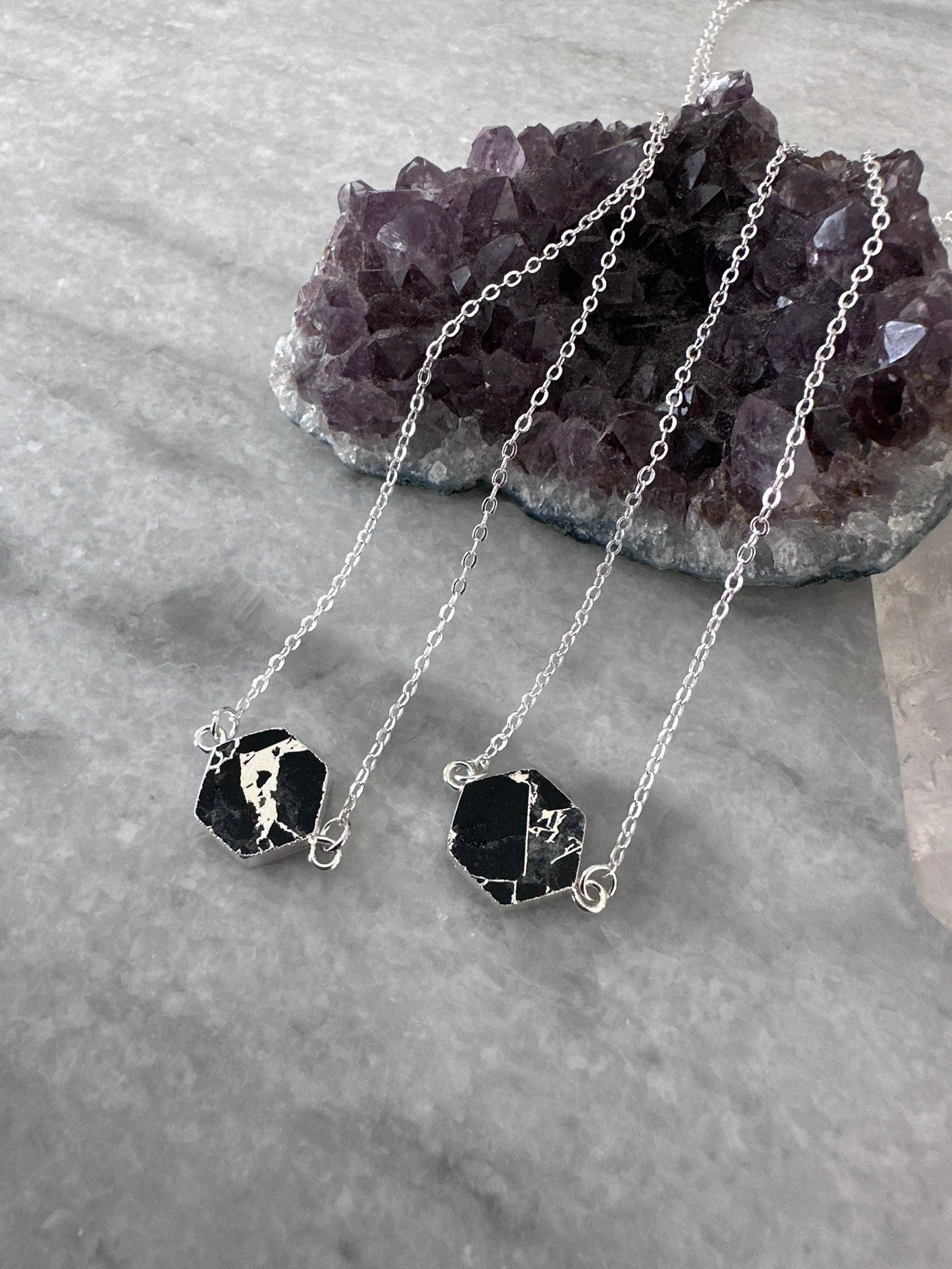 Twisted Pine Jewelry - Wholesale Pendant/Charm Necklace - Kintsugi Necklace - Onyx - Silver & Gold3