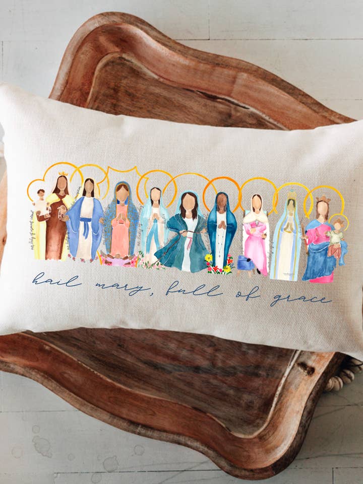 Almohada lumbar Many Mary para venta al por mayor de Emily S Pitre Art