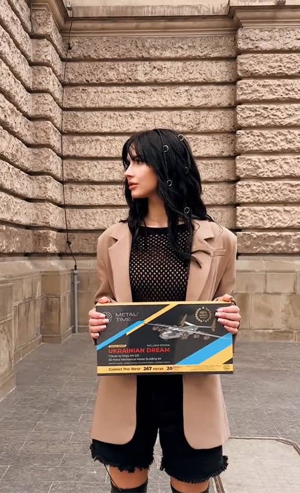 METAL-TIME INC. - Wholesale DIY Craft Kit - ANTONOV AN-225 MRIYA - OFFICIAL EXCLUSIVE EDITION DIY kit4