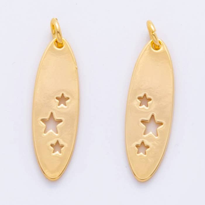 18K Guld Fyldt Åben Tredobbelt Himmelstjerne Aflang Charm | M577 for engroshandel hos Aim Eternal