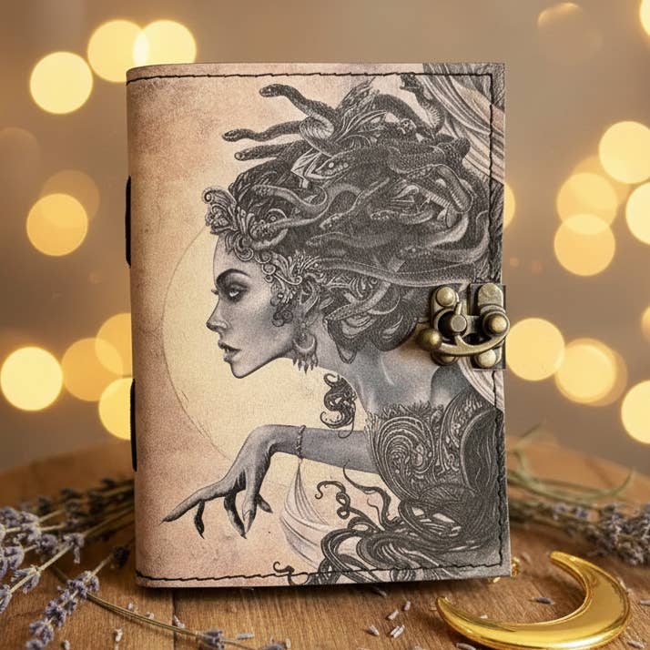 Handgjord Meduca-läderdagbok med lås för wholesale av Leatherooze