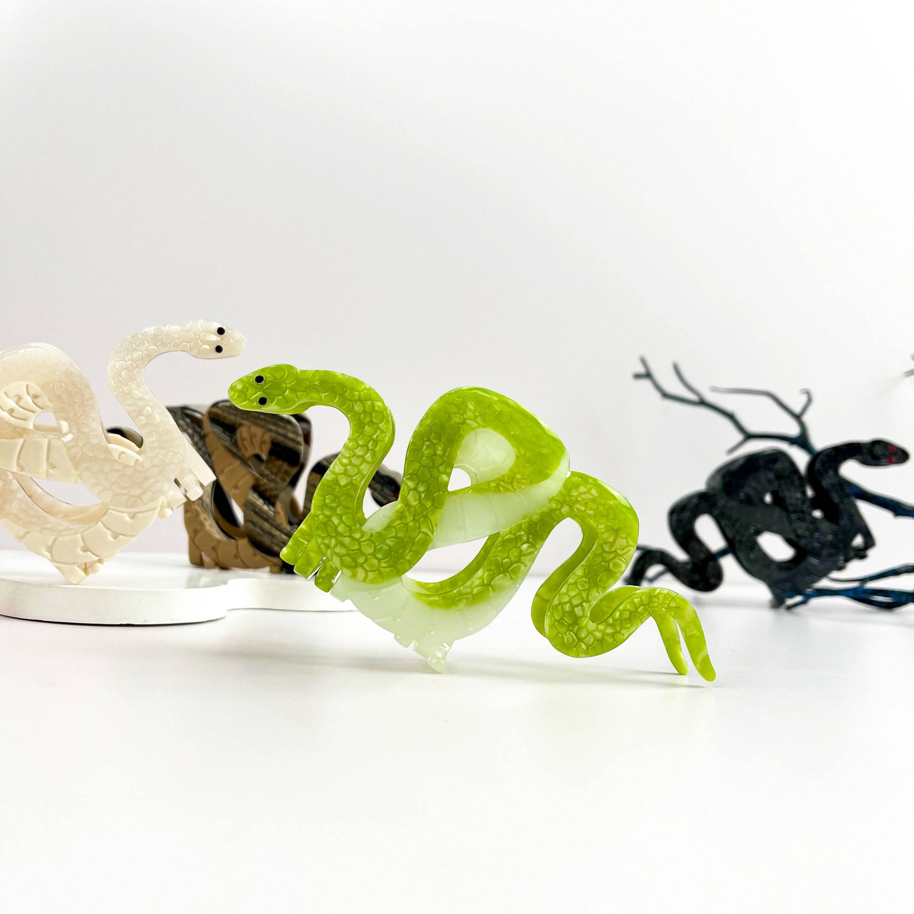 mildstyles - Wholesale Hair Clip - Women's - Two-color Snake Hair Clip, Acetate Animal Claw Clip5