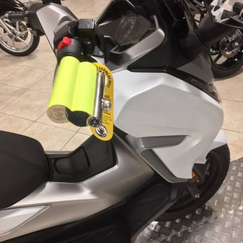 Moto-Scooterschloss Mod.002 für den Großhandel von GenialGrip