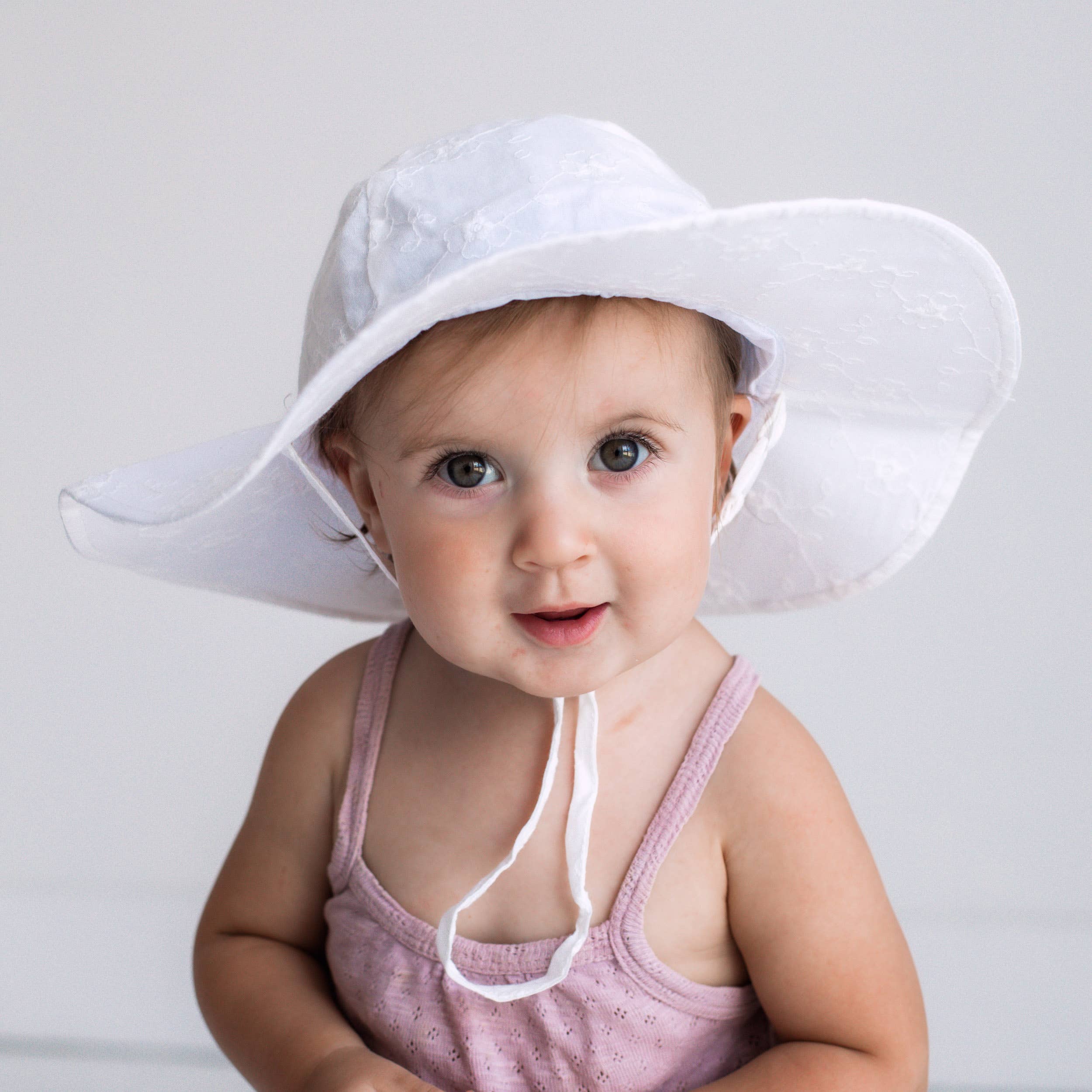 Huggalugs - Wholesale Sun Hat - Baby - Embroidered Sunhat UPF 50+ Baby & Toddler1