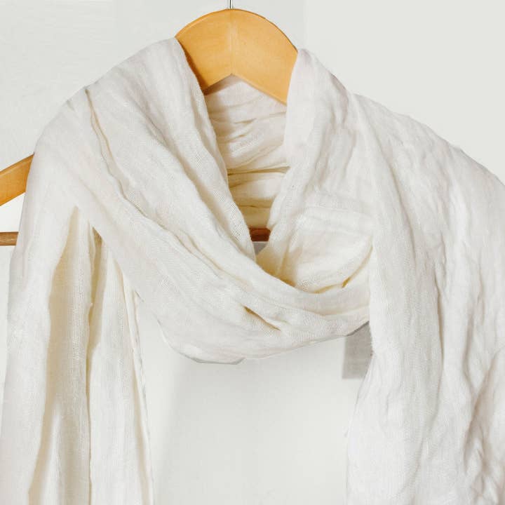 LinenQ – wholesale Scarf – Unisex – Cream linen scarf 4