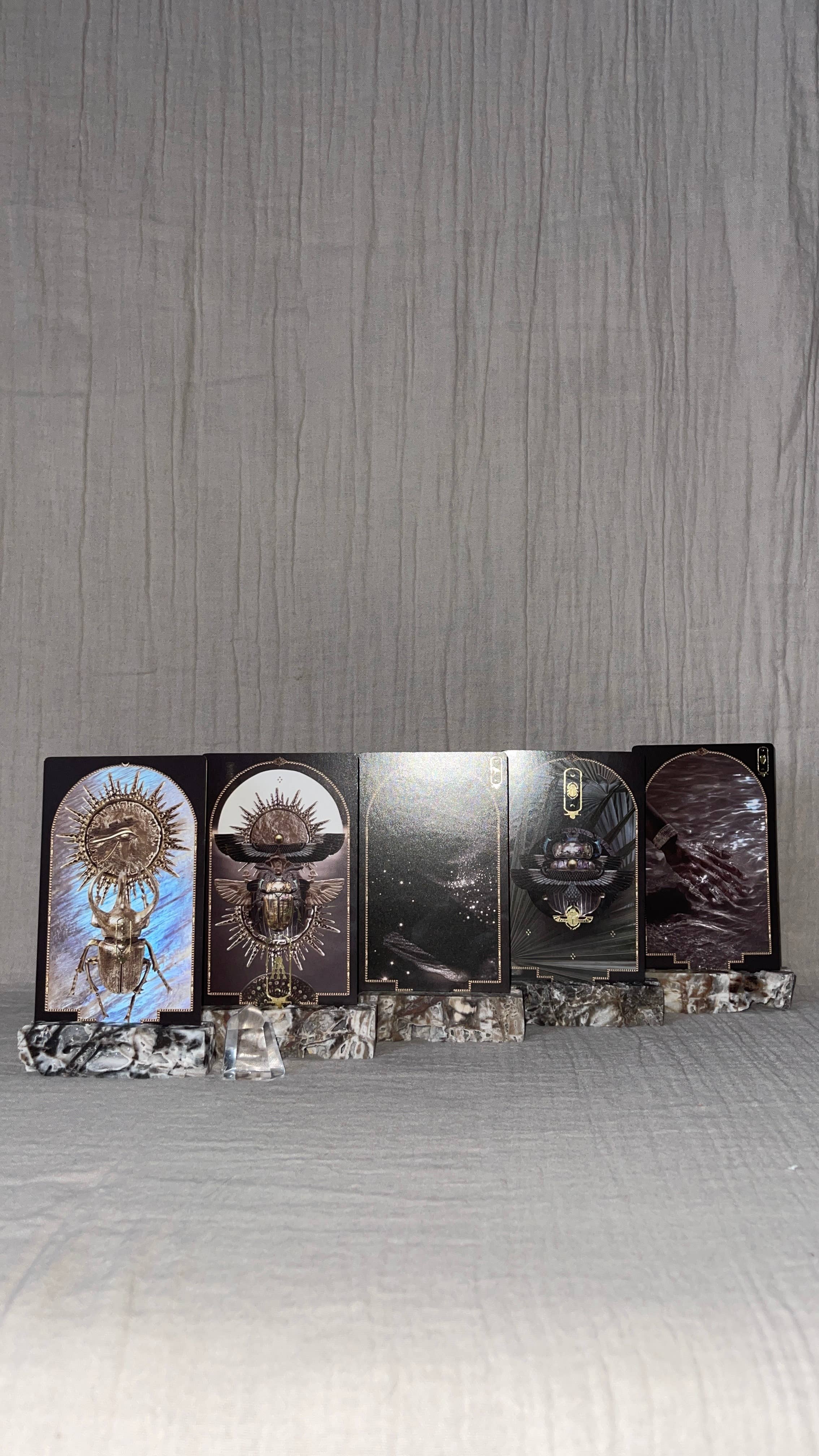 LevietateCo - Vente Cartes de tarot - Le Tarot Émeraude Papyrus | Symbolisme égyptien et traditions6