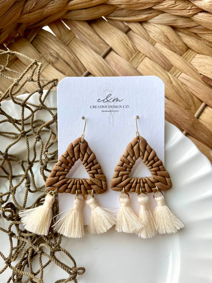 Inspiré par le rotin et pompons pour la vente par E & M Creative Design Co.