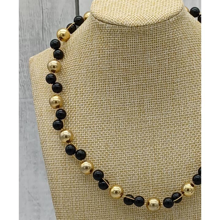 nero Perla unica nera, con perle dorate - Sibille in vendita all'ingrosso su Faire2