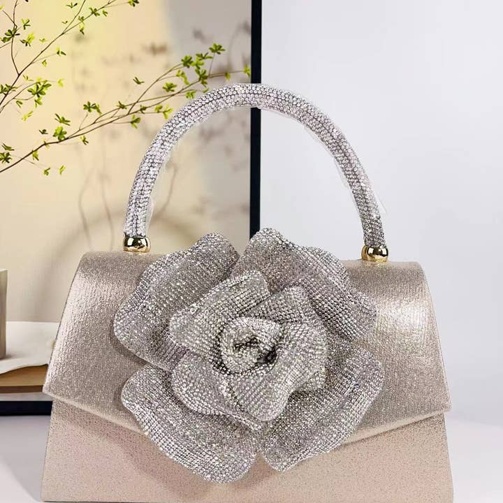 Sac de soirée fleur rose en strass pour la vente par PEACH ACCESSORIES