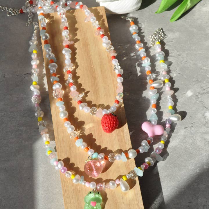 Gemstone Delights: handgemaakte kettingen met 3D-hangers voor wholesale door TheMellys