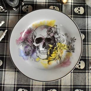 Prato de Salada de Halloween com Caveira de Esqueleto 8 polegadas por atacado de All Little Cute Things