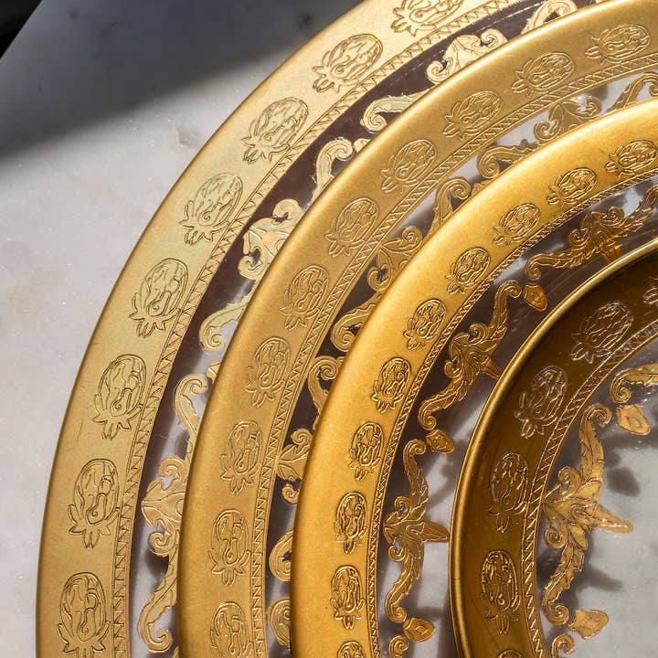 Arte Italica & Crown Linen Designs - Wholesale Dinner Plate - Vetro Gold Dinner Plate