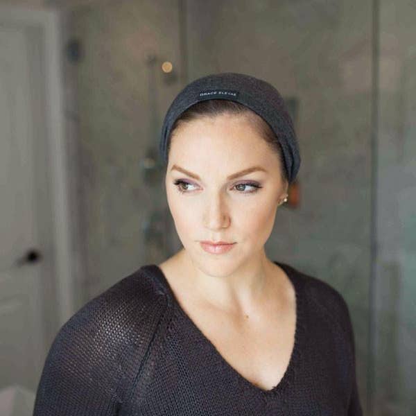 Cinza A Slap (Boné forrado a acetinado) - Cinza para venda a revendedores na Faire1