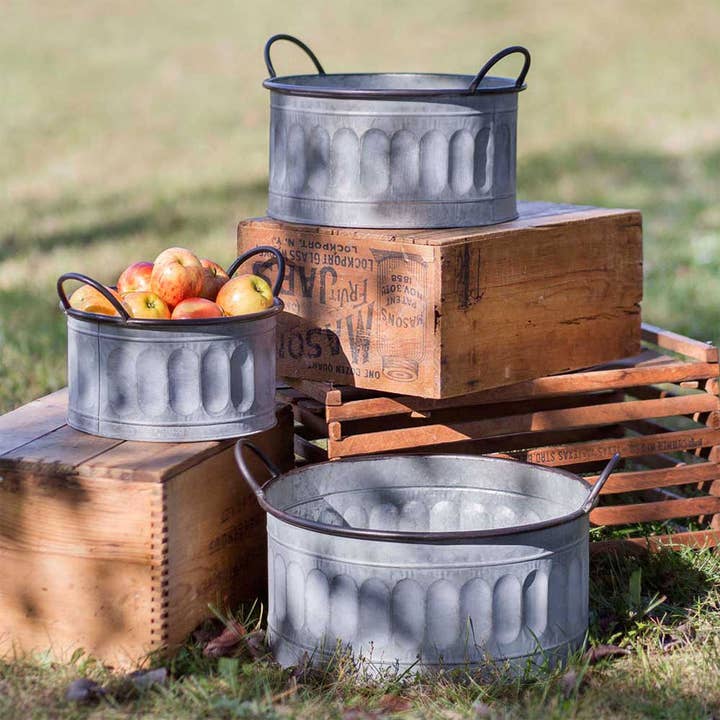 CTW Home Collection - Wholesale Basket - Set of Three Galvanized Apple Baskets