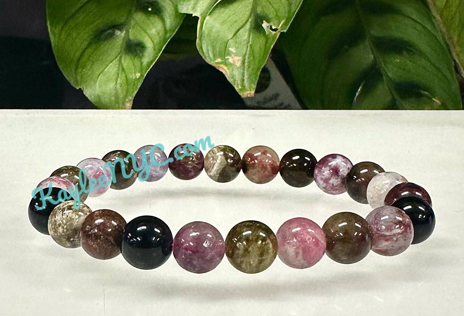 KayleeNYC - Venta al por mayor Pulsera de cuentas - Pulsera elástica natural de turmalina sandía de 8 mm y 7,5".6
