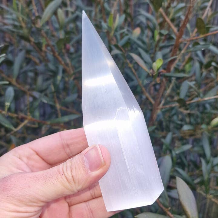 Shamans Crystal – wholesale Spiritual stone/crystal – Selenite Mountains, Towers, Points, Spirals Crystals15
